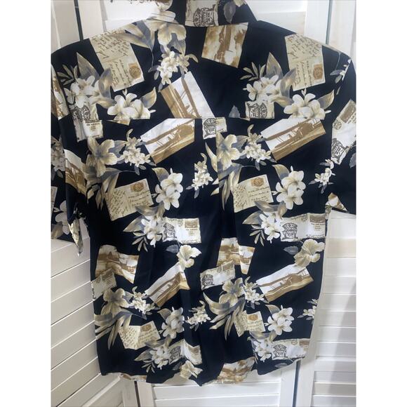 Royal Palm Men’s Hawaiian Shirt Airplanes Floral Postcards Size Small - Picture 7 of 7